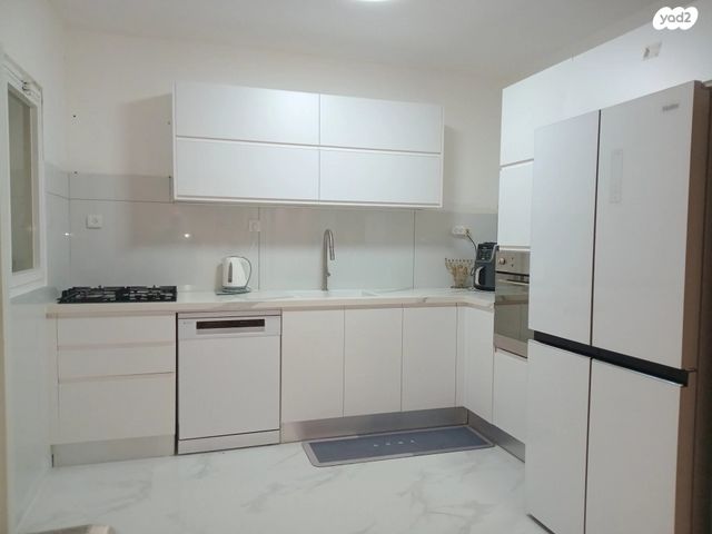 דירה, הרב יצחק נסים 13, קרית מיכה, חולון