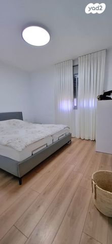 כנפי נשרים 9