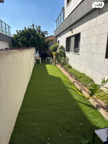 דירת גן, הבוצר 1, שכונה 8, תל מונד