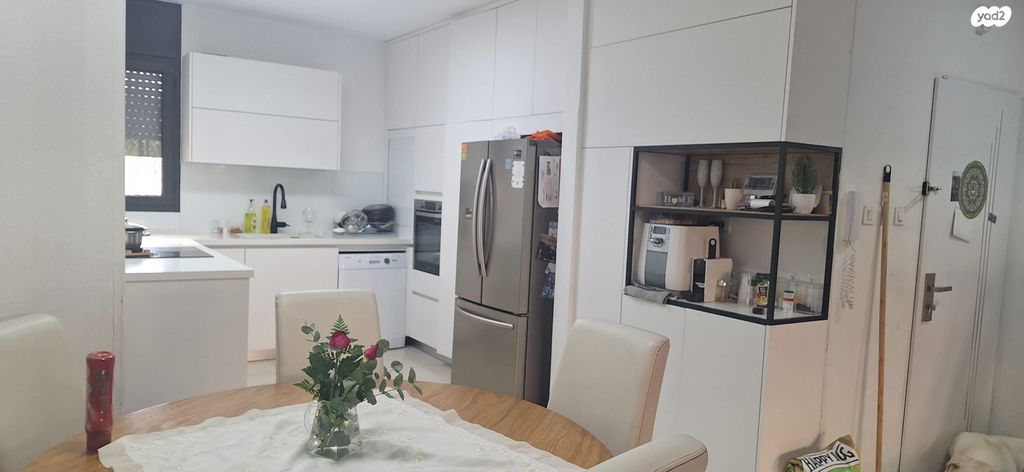 דירת גן, חיים הרצוג 21, גדרה הצעירה, גדרה