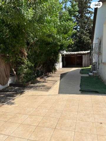 בית פרטי/ קוטג', הל"ה 43, רמת החייל, תל אביב יפו