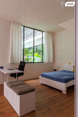 דירת גן, בנימין מטודלה 40, שיכון דן, נווה דן, תל אביב יפו