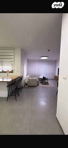 דירה, הרימון 4, שאר העיר, חצור הגלילית