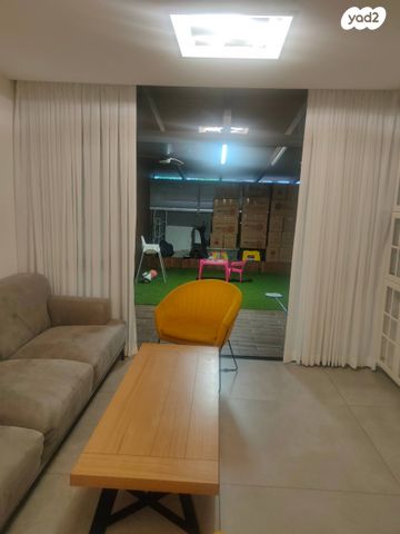 דירת גן, נאות ספיר 15, רובע ה', אשדוד