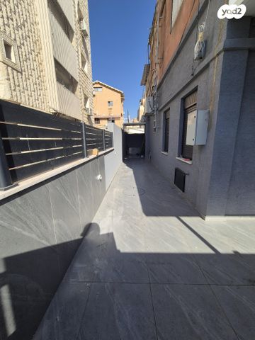 דירת גן, שלום עליכם 19, המרכז האזרחי, רמלה