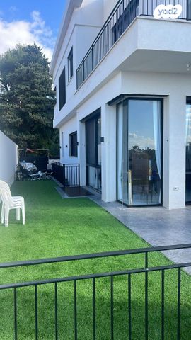 דו משפחתי, יהושע טהון 3, שאר העיר, קדימה צורן