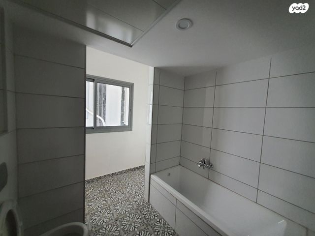 דירה, עיר היונה 11, רובע ה', אריאל