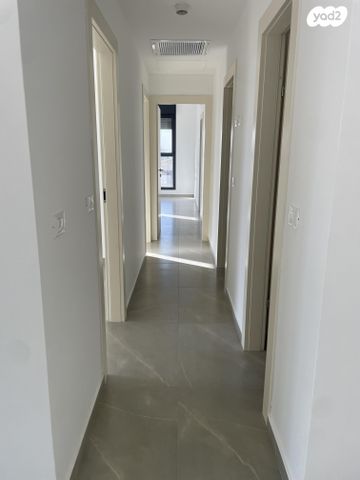 דירה, רמב"ם 10, הדר, רמת השרון