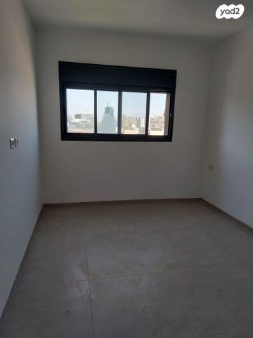 דירה, שלום עליכם 33, אברמסקי, קרית אתא