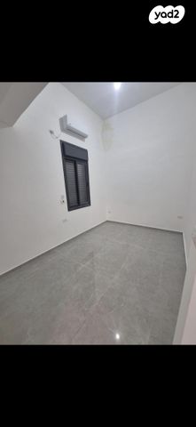 דירת גן, שלום עליכם 19, המרכז האזרחי, רמלה