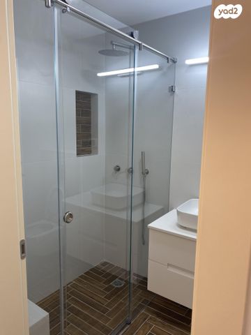 דירה, ישראל זנגוויל 43, צפון מזרח מרכז העיר, נתניה