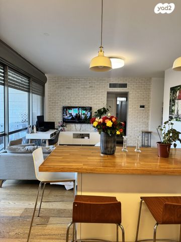 שדרות ביאליק 9