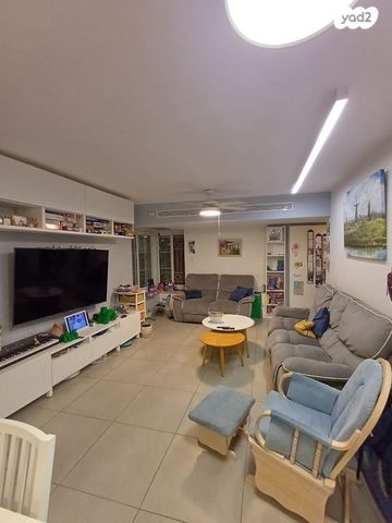 שלמה בן יוסף 248