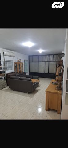 אבא ברדיצ'ב 6