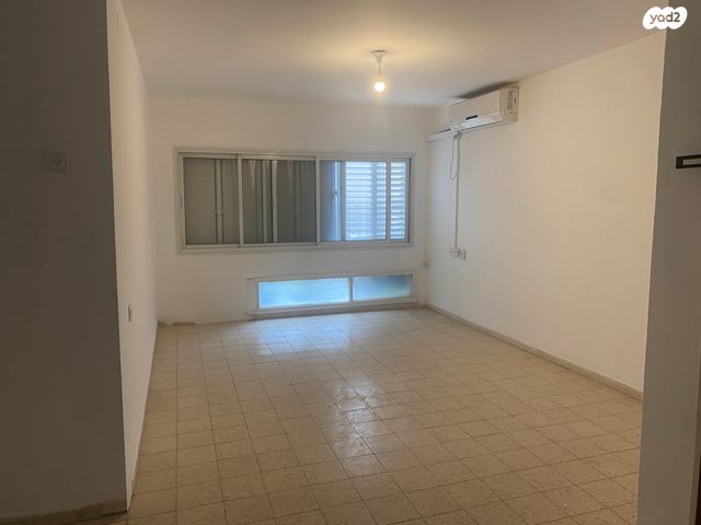 שדרות יעלים 74