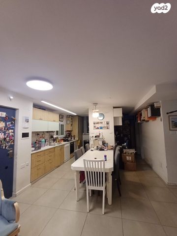 דירת גן, שלמה בן יוסף 248, ארמון הנציב, תלפיות מזרח, ירושלים