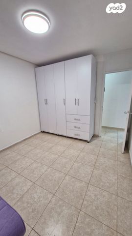 דירה, ישראל ישעיהו 6, קרית ים  א', קרית ים