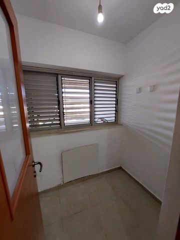 דירה, רחבעם זאבי 27, ברנע, אשקלון