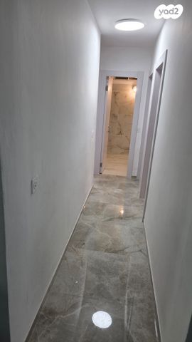 דירה, המכבים 8, שיכון ב, טבריה