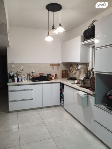 דירה, יהושע חנקין 83, רסקו א', חולון