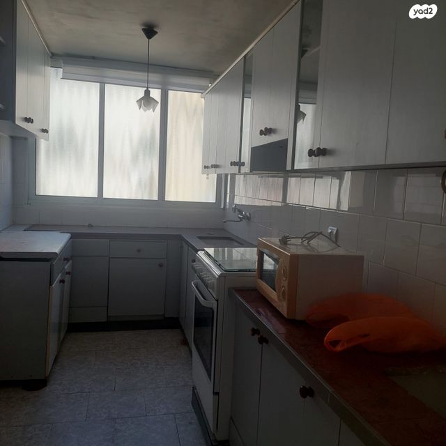 הרב פתאיה 18