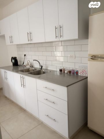 האחזות הנחל 1