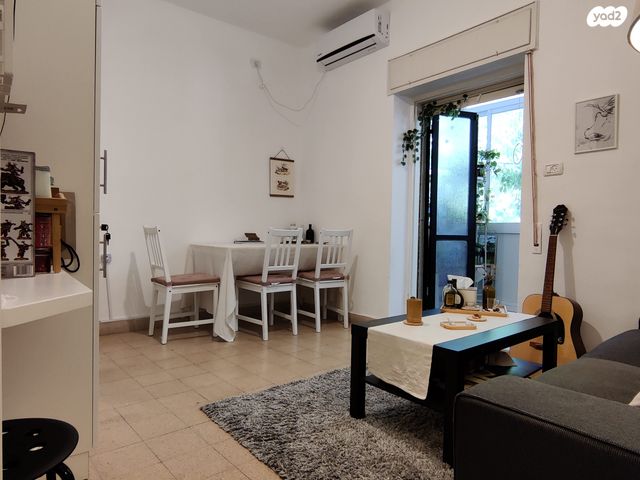 דירה, שדרות בן מיימון 13, רחביה, ירושלים