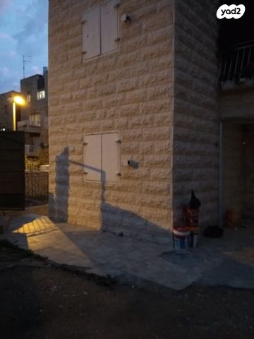 דירת גן, עולי הגרדום 113, ארמון הנציב, תלפיות מזרח, ירושלים