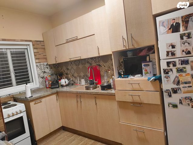 זכריה הרופא 21