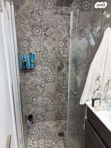 יחידת דיור, רעות 19, מגדיאל, הוד השרון