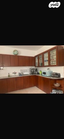 דירת גן, החשמונאים 38, טרומפלדור, נהריה