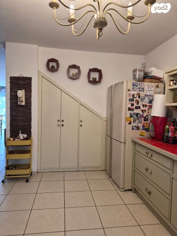 דו משפחתי, הר כתרון 22, הר כתרון, צור הדסה