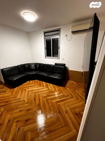 גג/ פנטהאוז, הגר"א 16, קרית הרב סלומון, פתח תקווה