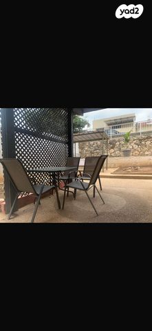 דירת גן, החשמונאים 38, טרומפלדור, נהריה