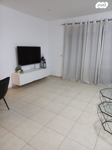 דו משפחתי, המהרש"ל 14, אלעד, אלעד