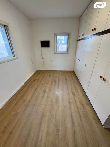 דירה, הניצנים 17, מרכז, הרצליה