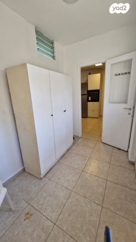 דירה, ישראל ישעיהו 6, קרית ים  א', קרית ים