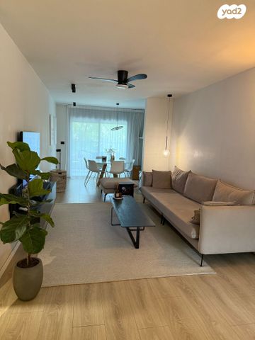 דירה, דבורה הנביאה 79, נווה שרת, תל אביב יפו