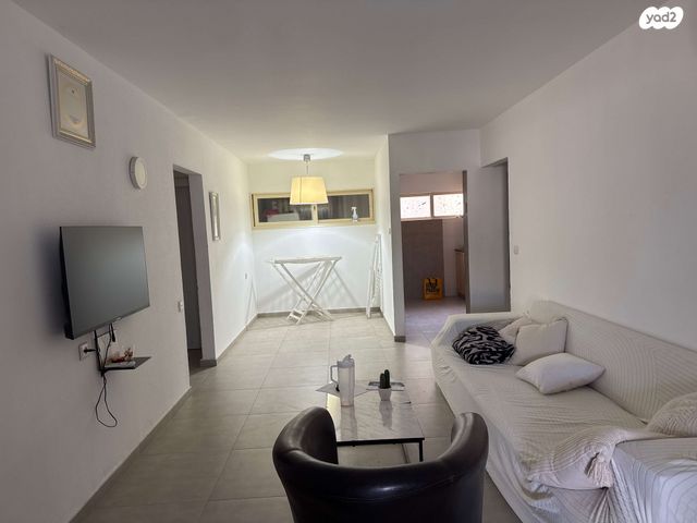 שדרות הפלמ"ח 11