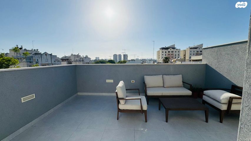 גג/ פנטהאוז, אבא אחימאיר 21, קרית מנחם בגין, רמלה