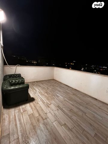 גג/ פנטהאוז, הגר"א 16, קרית הרב סלומון, פתח תקווה