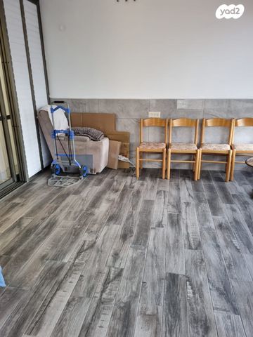 דירה, יהודה הלוי 10, רובע ה', אשדוד