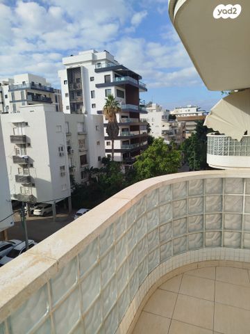 דירה, האחים סמילצ'נסקי 12, רמז, מערב ותיק, ראשון לציון