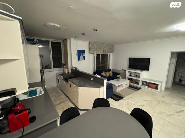 דירה, זלטופולסקי 14, הצפון הישן - צפון, תל אביב יפו