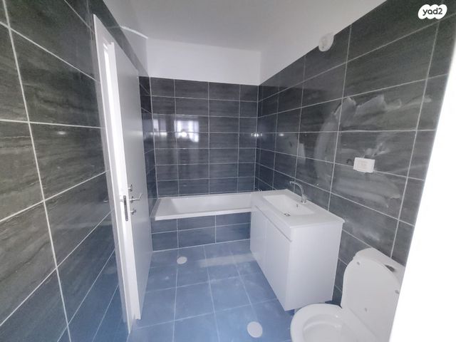 דירה, יהושוע אזולאי 6, נווה שרון / שער העיר, נתיבות