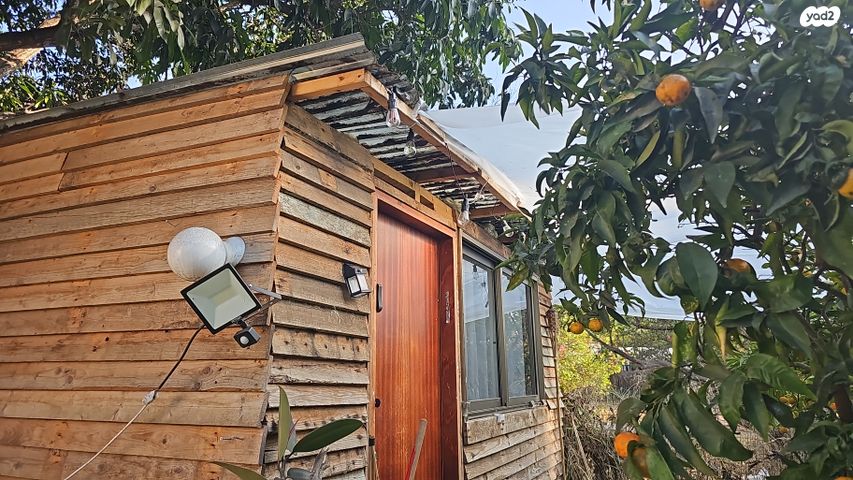 יחידת דיור, דרך הנדיב 103, מרכז פרדס חנה, פרדס חנה כרכור