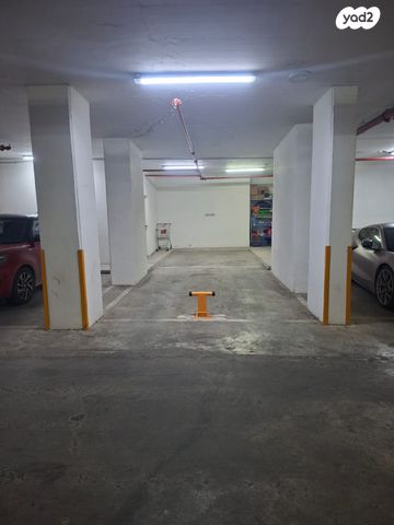 יוסף בורג 90