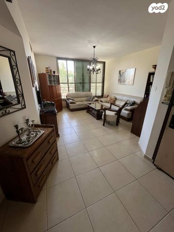 דירה, יצחק בן צבי 2, כפר גנים ב, פתח תקווה