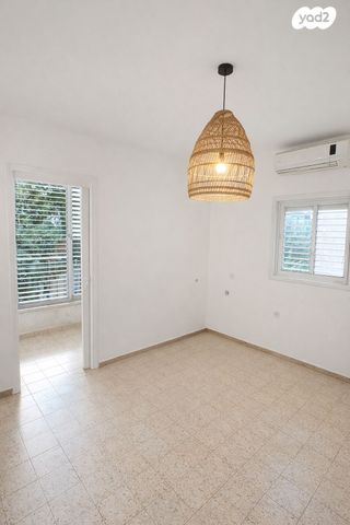 שדרות הרב לוין 9