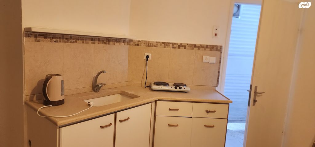 דירה, עלמון 12, קרית יערים, גבעת זאב